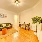 Paris Arc De Triomphe Charmant Appartement Renove