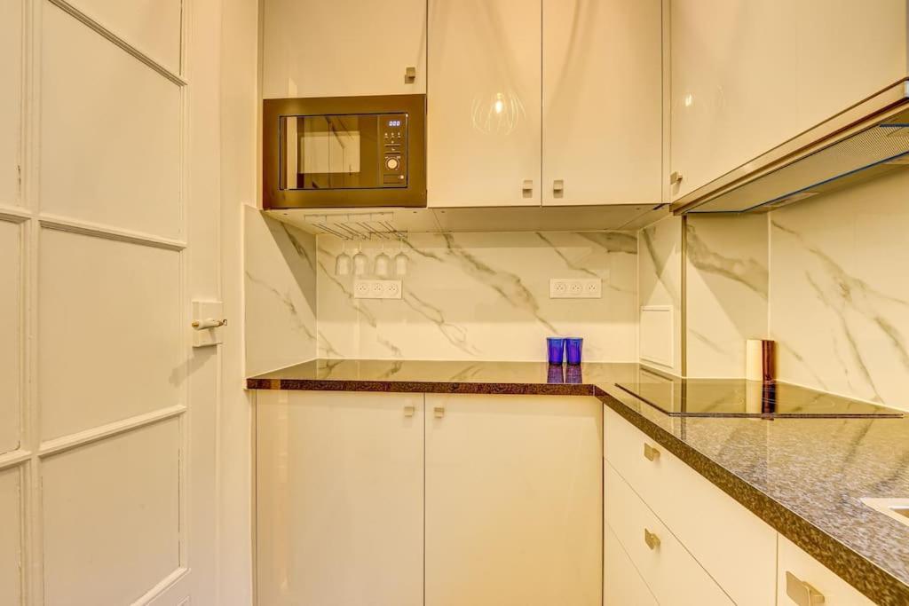 Apartment Arc De Triomphe Charmant Renove Paris