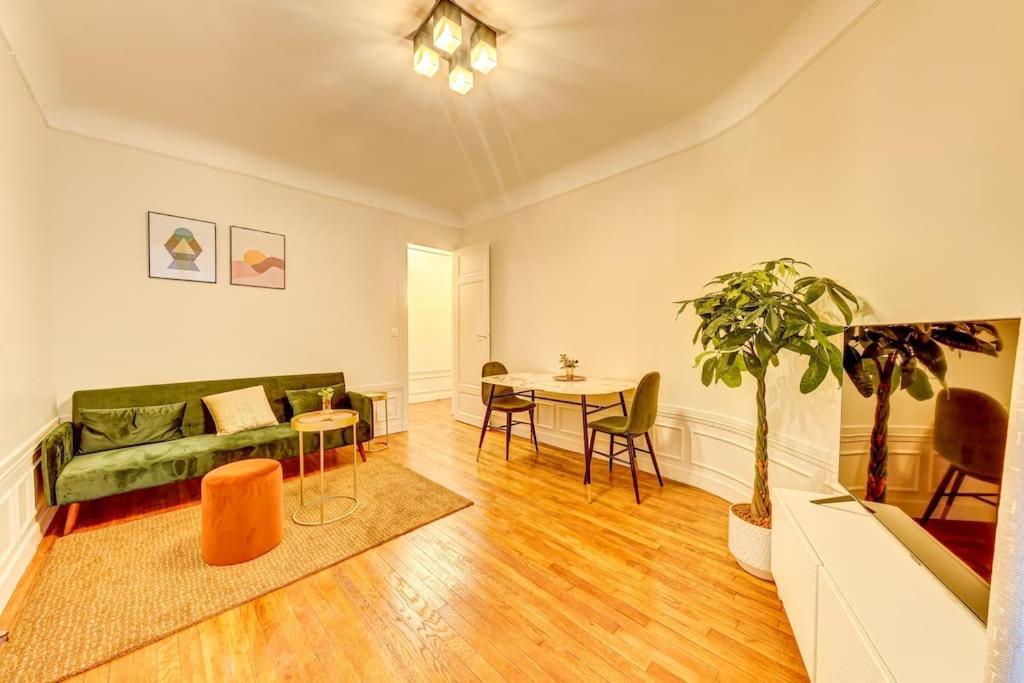 Apartment Arc De Triomphe Charmant Renove